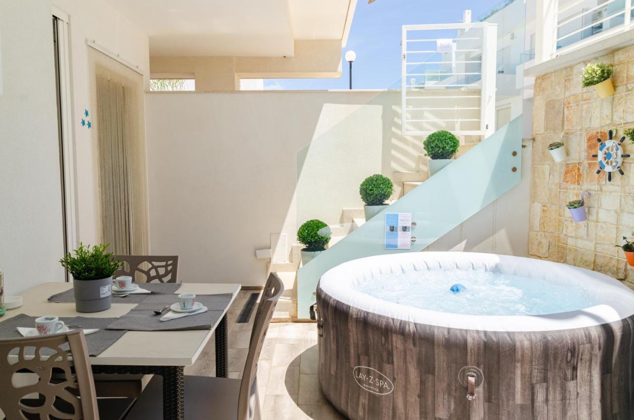 Apulialux Little Jem W Jacuzzi / 180 Steps From Sea Villa Polignano a Mare Kültér fotó